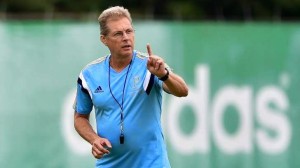 Técnico do Palmeiras monta time para não precisar contar com Valdivia