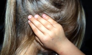 Exploração sexual infanto-juvenil já atinge 200 mil crianças por ano.