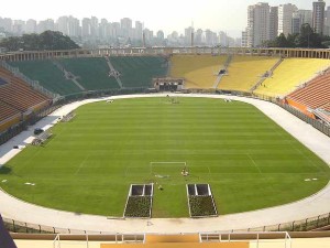 Santos fez dois jogos no estádio municipal pelo Campeonato Paulista, contra Audax e Linense, em março