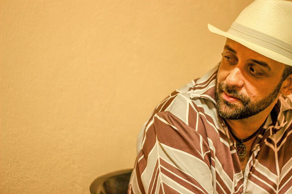 Danilo Nunes lança <i>Os Brasis</i> da minha Ilha dia 27 no Teatro Guarany