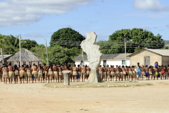 Governo quer combater sub-registro entre índios