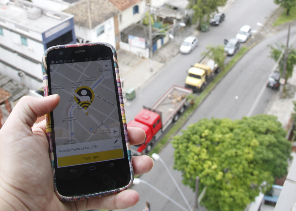 Aplicativos de táxis representam desafios para as cooperativas