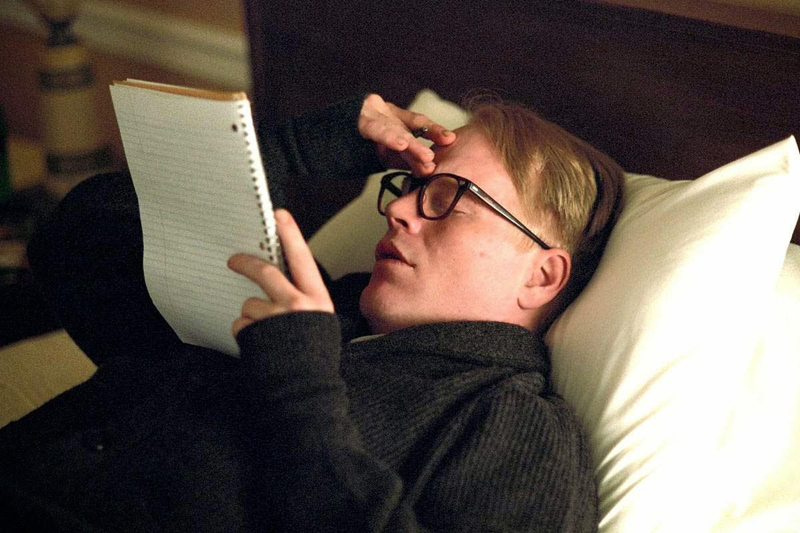 Diretor de <i>Capote</i> emociona-se ao lembrar de Seymour Hoffman