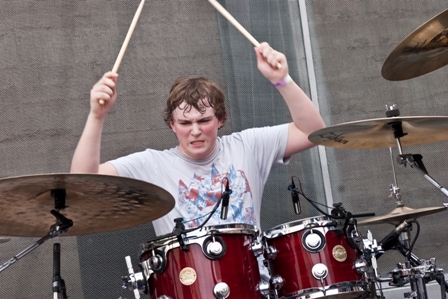 Baterista Mike Byrne deixa a banda Smashing Pumpkins