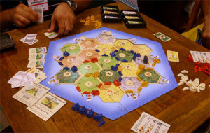 Tabuleiro do Colonizadores de Catan em sua versão tradicional