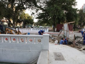 Obras em pontilhão mudam o trânsito no canal 4
