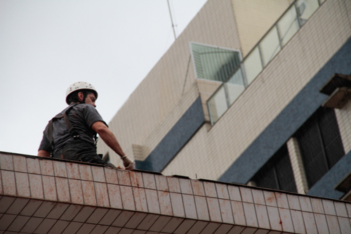 Buscas são retomadas em local de acidente