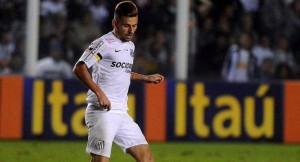 Lucas Limas foi convocado pela primeira vez para a Seleção Brasileira após se destacar no Santos