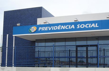 
                          Reforma sofrível                        
