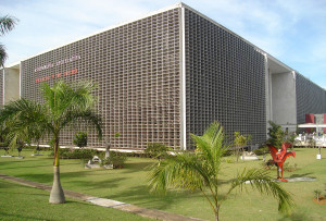 Assembleia Legislativa de São Paulo O edifício abriga os 94 deputados estaduais de SP 
