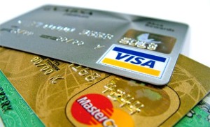 Taxas do rotativo do cartão de crédito e do cheque especial encerraram 2015 em alta