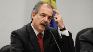 O ministro apresentou alguns dados sobre o perfil dos candidatos do Enem. Segundo ele, a edição de 2015 mostrou que a participação feminina no exame é cada vez maior