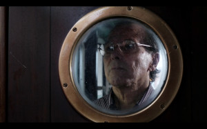 Pré-estreia do documentário Nau Insensata, sobre a embarcação Raul Soares, que traz os relatos de ex-presos que sentiram na pele o drama de viverem aprisionados dentro da embarcação que serviu de presídio político durante a ditadura militar no Porto de Santos há mais de 50 anos. O ex-sindicalista Nelson Amado (foto) é um dos entrevistados do documentário.O lançamento acontece no Cine Roxy do Pátio Iporanga, na terça-feira (12), às 21 horas. A produção é da Querô Filmes e roteiro/direção de Cristiano Sidoti.