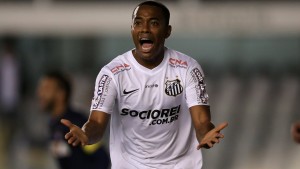 Antes de acertar a sua transferência para o futebol chinês após o término do Campeonato Paulista do ano passado, Robinho pediu R$ 1 milhão por mês de salário para permanecer no clube, além de luvas milionárias