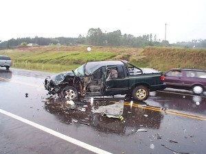 Acidentes de trânsito, especialmente entre os jovens, são cada vez maiores. Já representam 17% do total de mortes neste tipo de causa