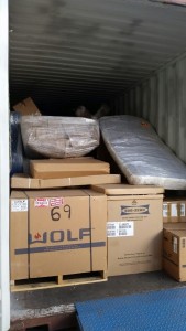 As investigações prosseguem objetivando a apuração dos demais envolvidos e identificação dos reais adquirentes dos produtos