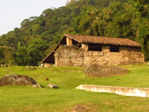 Com o tema festas, no próximo dia 20, vamos conhecer calendários de celebrações e tradições distintas de integrantes do bairro cigano em Santos, de uma comunidade quilombola da cidade de Eldorado