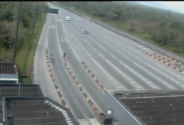 Pista oeste da Cônego D. Rangoni é liberada para o tráfego de véiculos