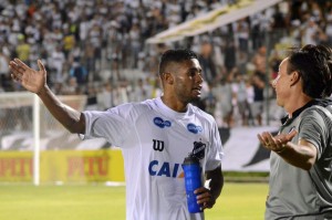 Artilheiro da série B na atualidade, Kayke está entre as pretensões do Santos FC.