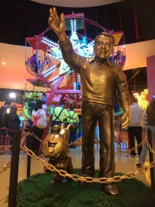 Homenagem a Maurício de Souza, criador da Turma da Mônica, no Shopping SP Market