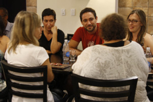 O grupo se encontra sempre às terças-feiras, às 19h30, em algum bar ou restaurante da região