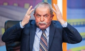 Questionado sobre as denúncias feitas no âmbito da Operação Lava Jato envolvendo o empresário e seu amigo pessoal José Carlos Bumlai, Lula desconversou