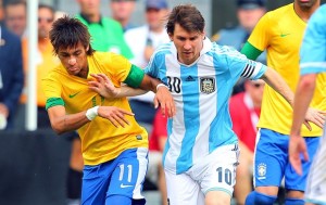 O esperado confronto entre Messi e Neymar, companheiros no Barcelona, não deve acontecer porque o atacante argentino ainda estará se recuperando de contusão