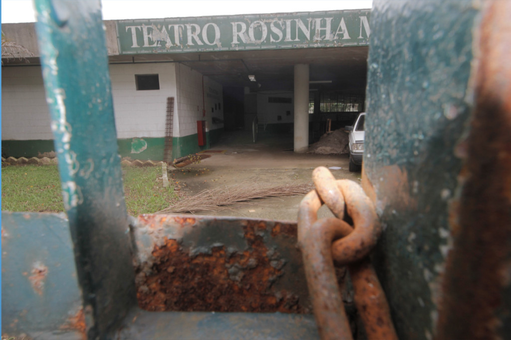 Equipamentos públicos sofrem com desgaste e problemas de conservação