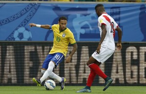 RR_Brasil-vence-Peru-por-3-a-0-eliminatorias-sul-americanas-2015_17112015010
