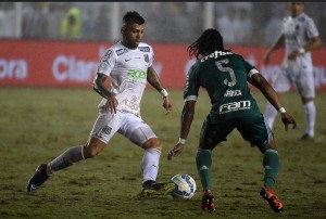 Camisa do Peixe na final estava com vários patrocinadores pontuais