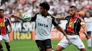 A venda de Gil chegou a ser vista pelo Corinthians como a mais interessante, pois 90% dos direitos econômicos dele pertencem ao clube