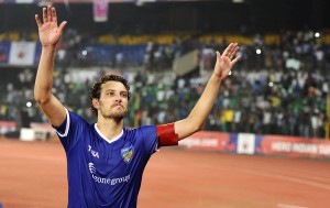 Elano gostou da segunda experiência em solo indiano, mas tem planos diferentes para 2016. O jogador até já decidiu mudar o projeto de aposentadoria pelo Santos, que aconteceria após a disputa do Campeonato Paulista