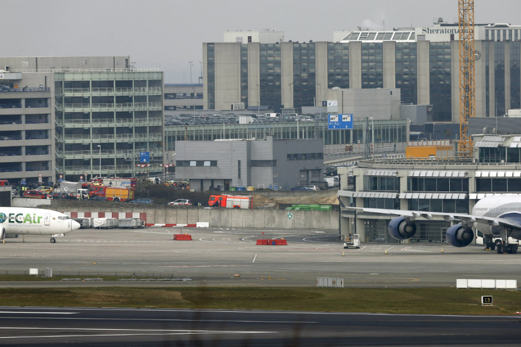 Bruxelas registra pelo menos 26 mortos em explosões no aeroporto e no metrô