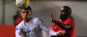 Depois da derrota em casa contra o Inter, Santos precisa se reabilitar contra o Corinthians, na casa do adversário