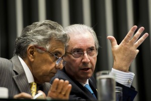 Mansur convocou entrevista coletiva para pedir a renúncia de Eduardo Cunha, que disse que não tem porta-voz no Congresso.