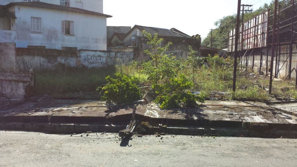 Madrugada registra ventos de 40Km/h em Santos e 63Km/h no Guarujá