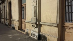 Parte lateral do imóvel