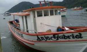 Embarcação saiu de Bertioga e parte das vítimas ainda não foram encontradas