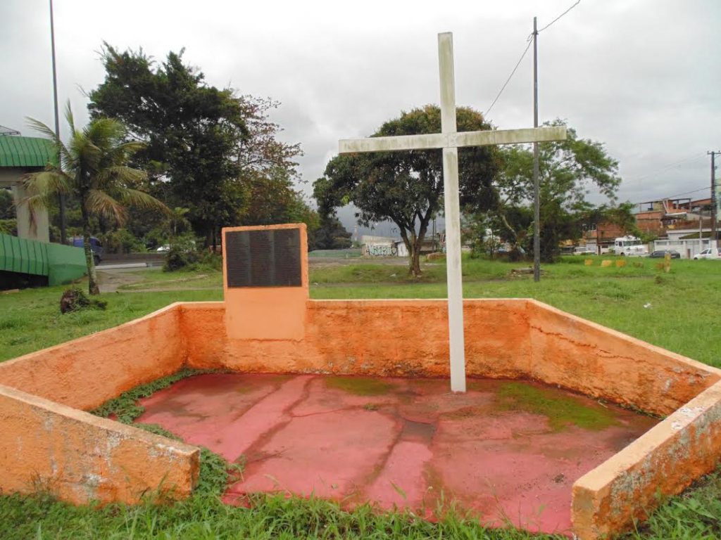 No bairro, memorial lembra parte das vítimas do incêndio, considerado um dos piores já ocorridos no País.