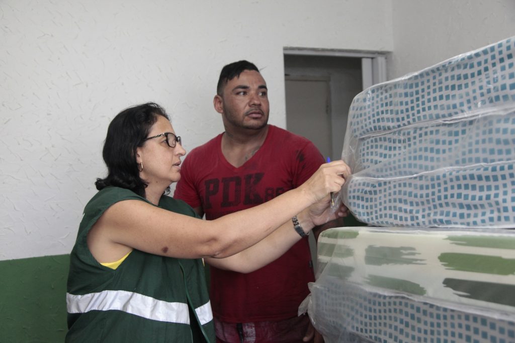 Incêndio destrói moradias na Zona Noroeste de Santos