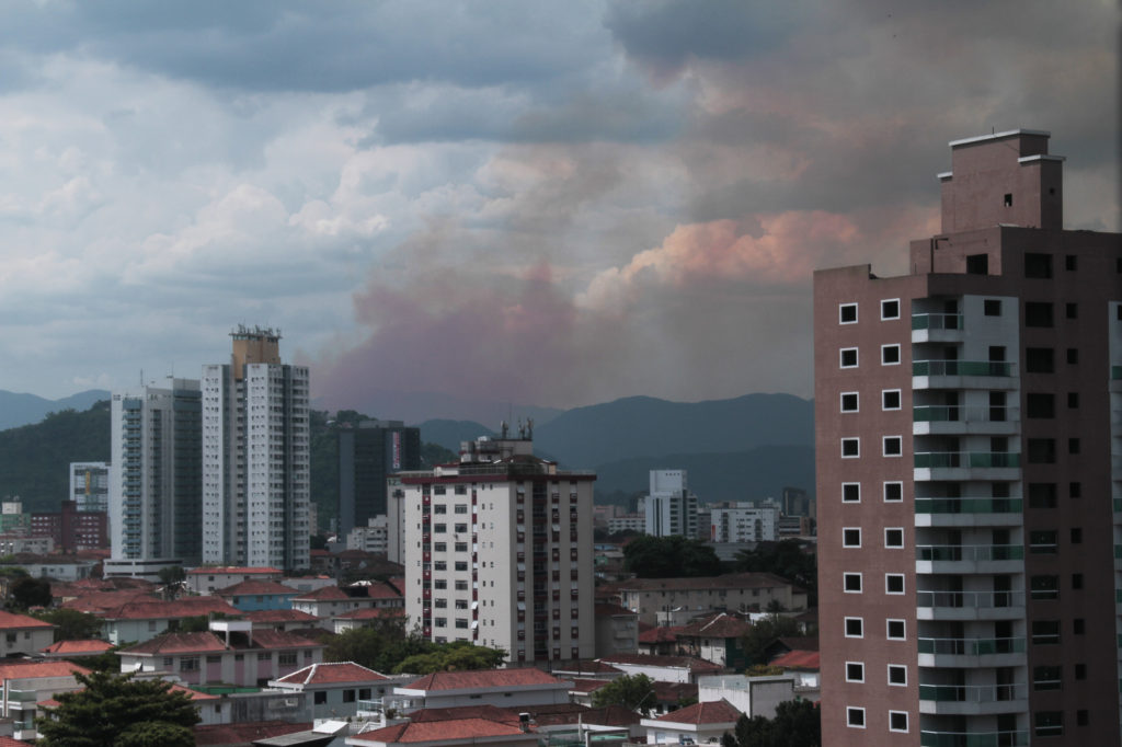 Incêndio provocou vazamento de 10 mil toneladas de nitrato de amônio