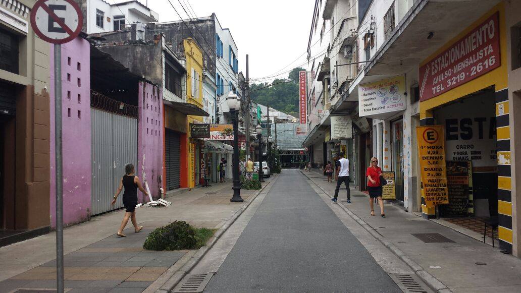 Pequena rua no Centro foi reformada há dois anos por R$ 743 mil, com verbas Dade