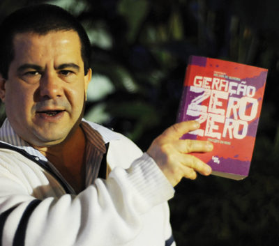 Escritor e docente, Flávio Amoreira promove workshop gratuito nesta quarta