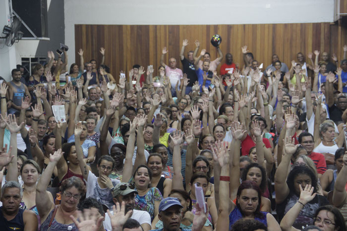 Durante a greve, os servidores da Educação aderiram em massa, atingido 70% dos profissionais, cerca de 3.340. Em razão da paralisação, alunos praticamente não terão recesso em julho e poderão ter aulas aos sábados e até próximo ao Natal