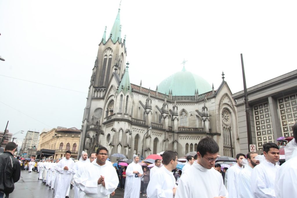 Com a Festa da Padroeira vias do Centro terão interdições