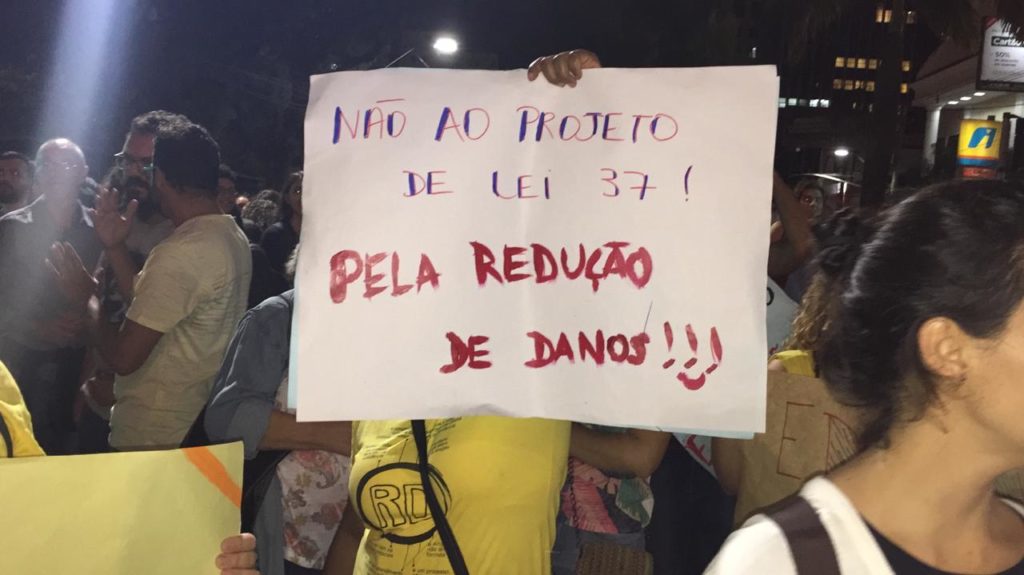 manifestação educação