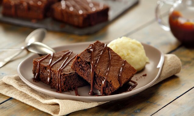 brownie com sorvete