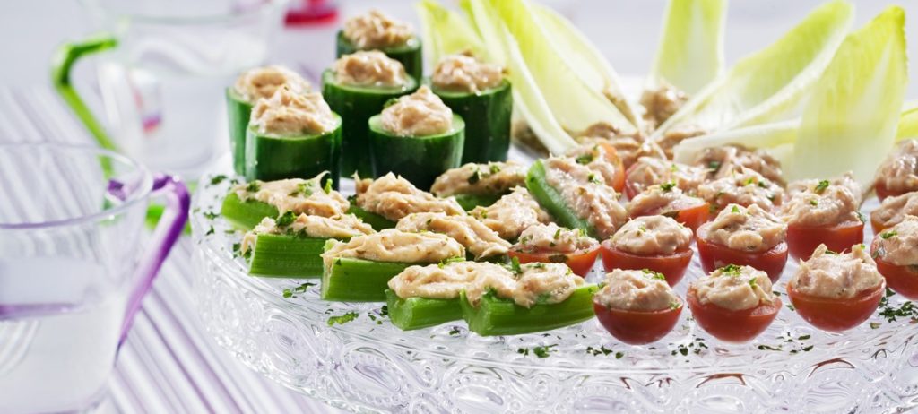 crudités com pate de atum defumado