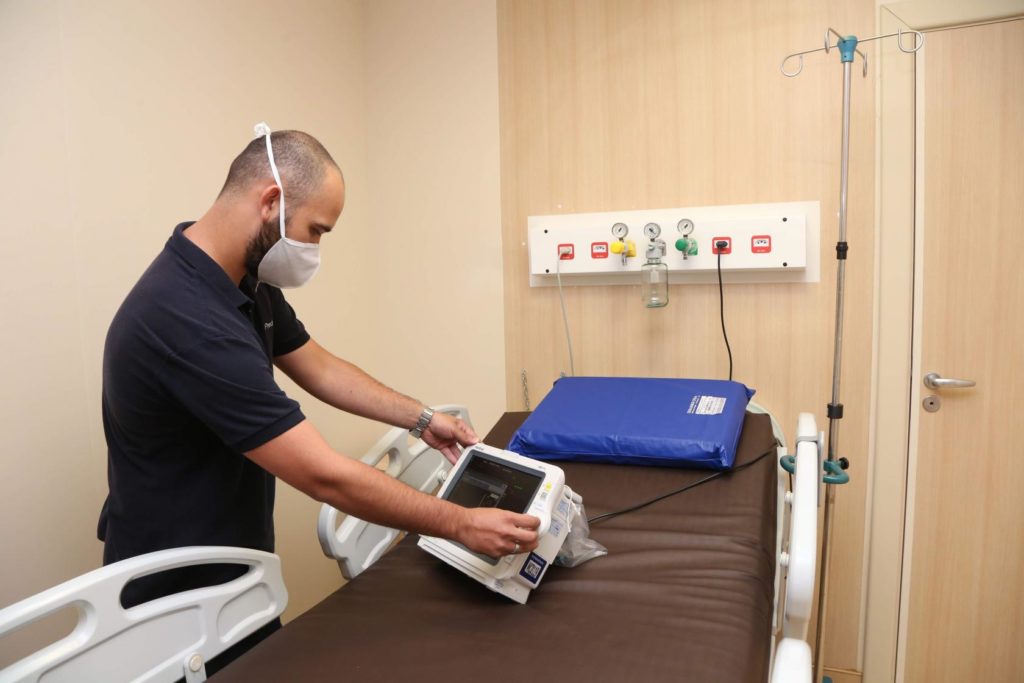 Número de internação por covid-19 diminui em Santos