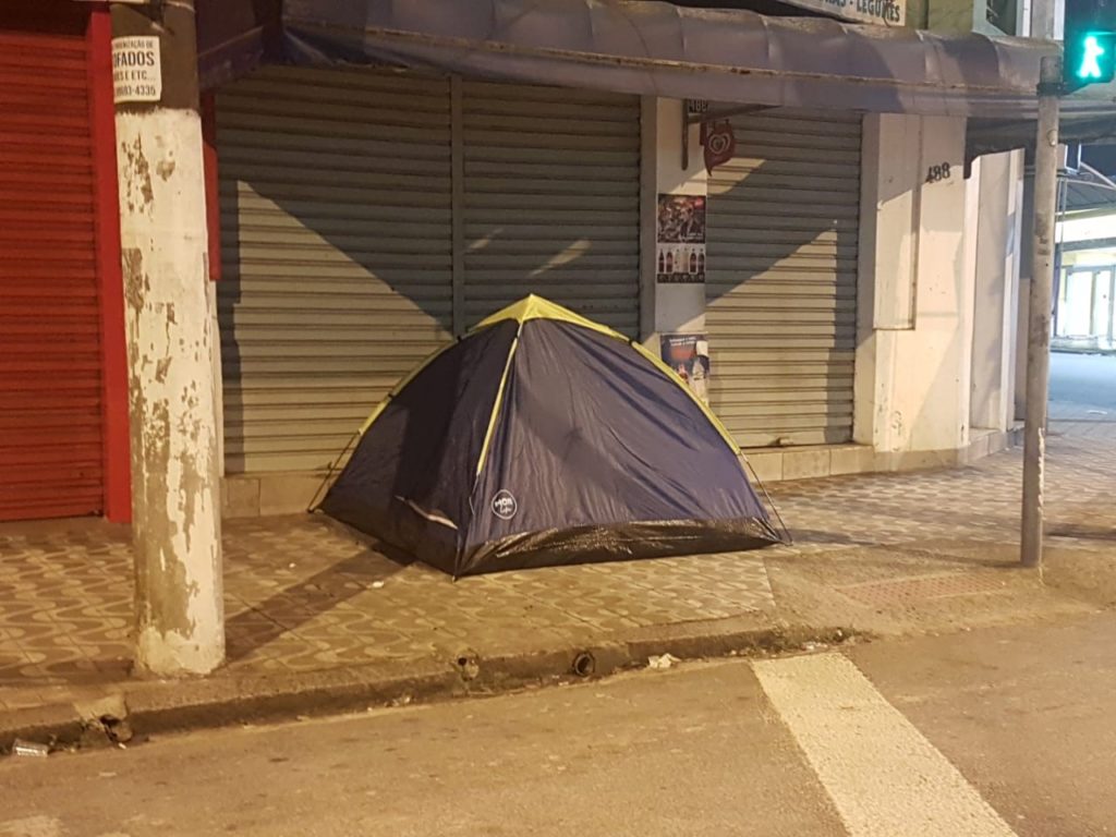 Após polêmica, Câmara recua e adia votação de projeto de lei em Santos